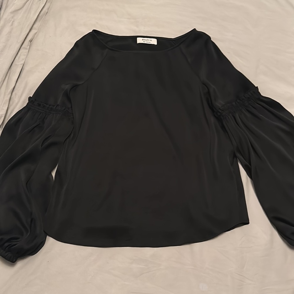 Bailey 44 Long Sleeve Top - Small
